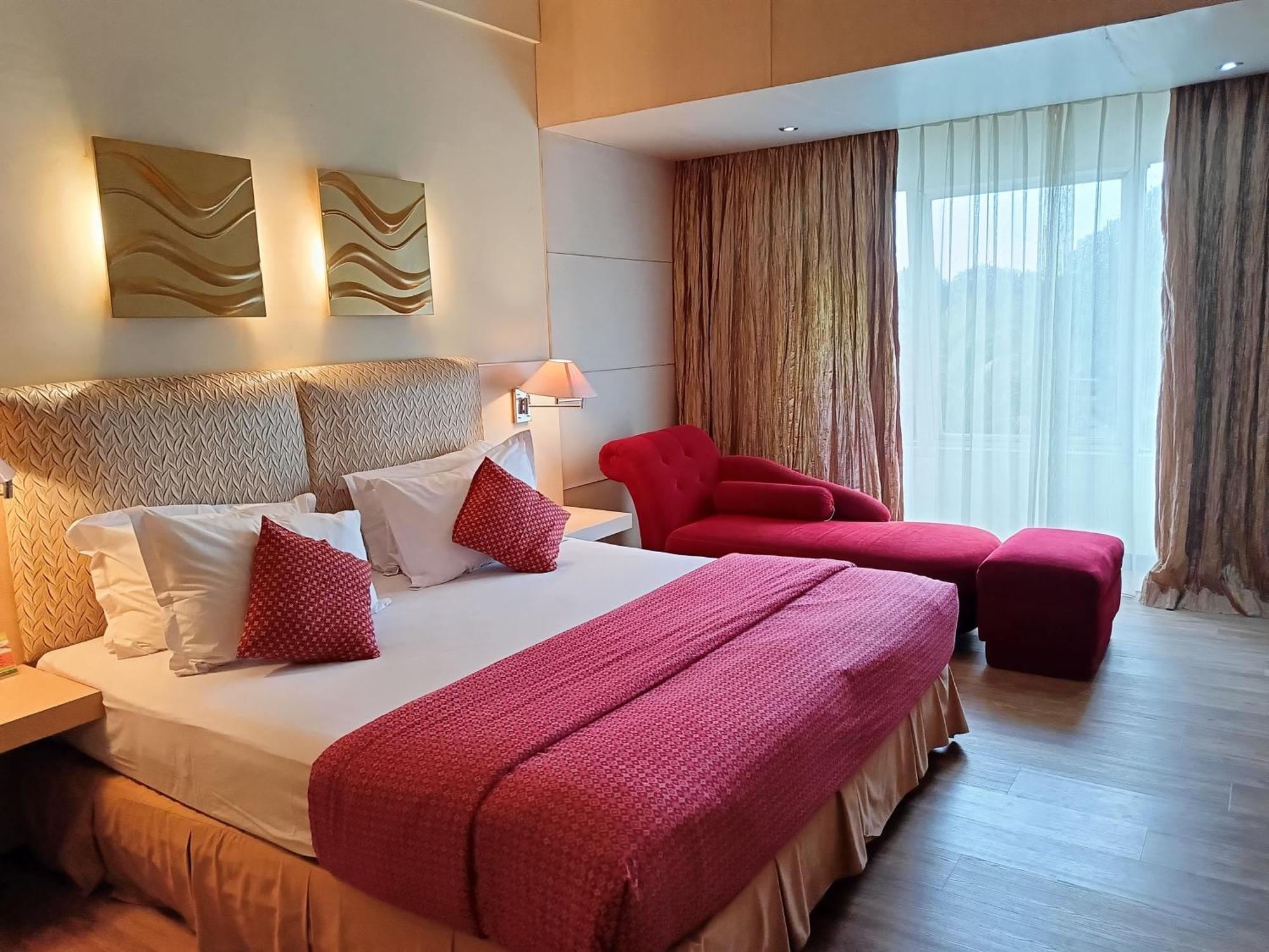 Lux Tychi Hotel Malang Luaran gambar