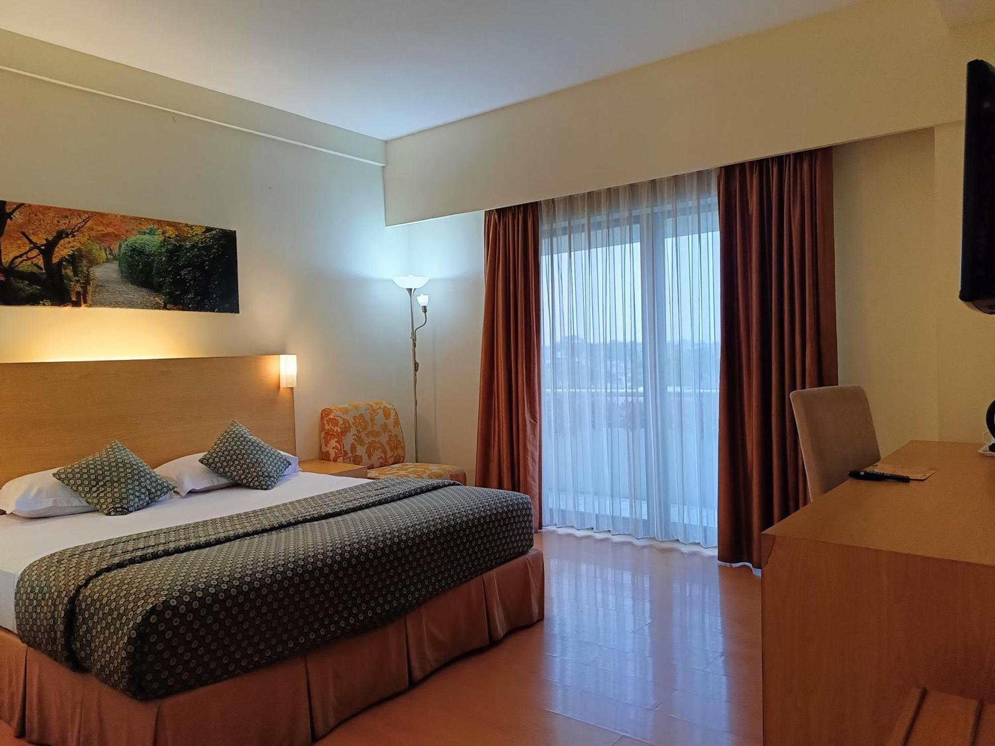 Lux Tychi Hotel Malang Luaran gambar